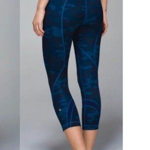 Size 8 Lululemon Run Inspire Crop II Blue Camo